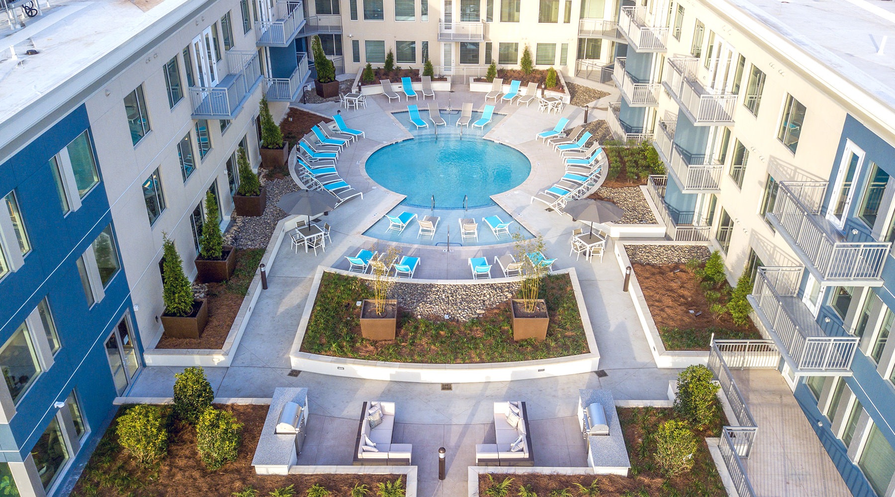 Aerial view of the swimming pool at 10 WestEdge apartments in Charleston, SC